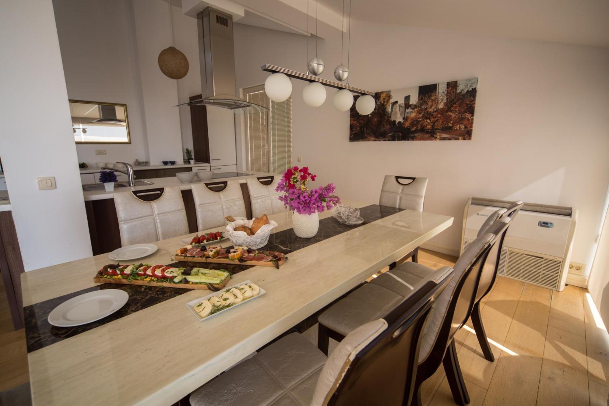Spa Resort Luxury Apartments Budva Rum bild